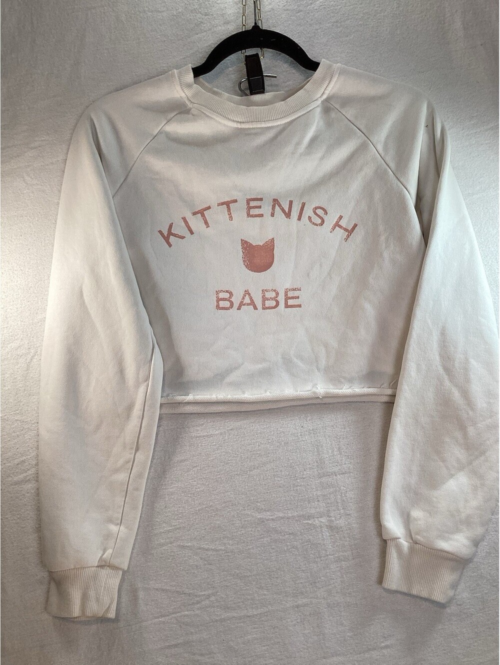 Kittenish Babe Graphic Cotton Blend Cropped Sweatshirt White Pink S